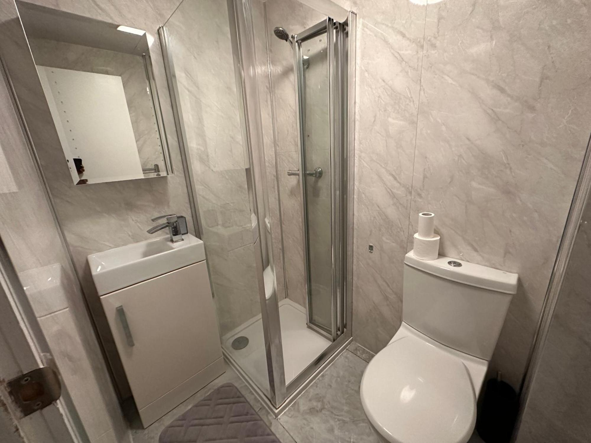 Case de vacanță 5 Bed 5 Bath / Brick Lane E1