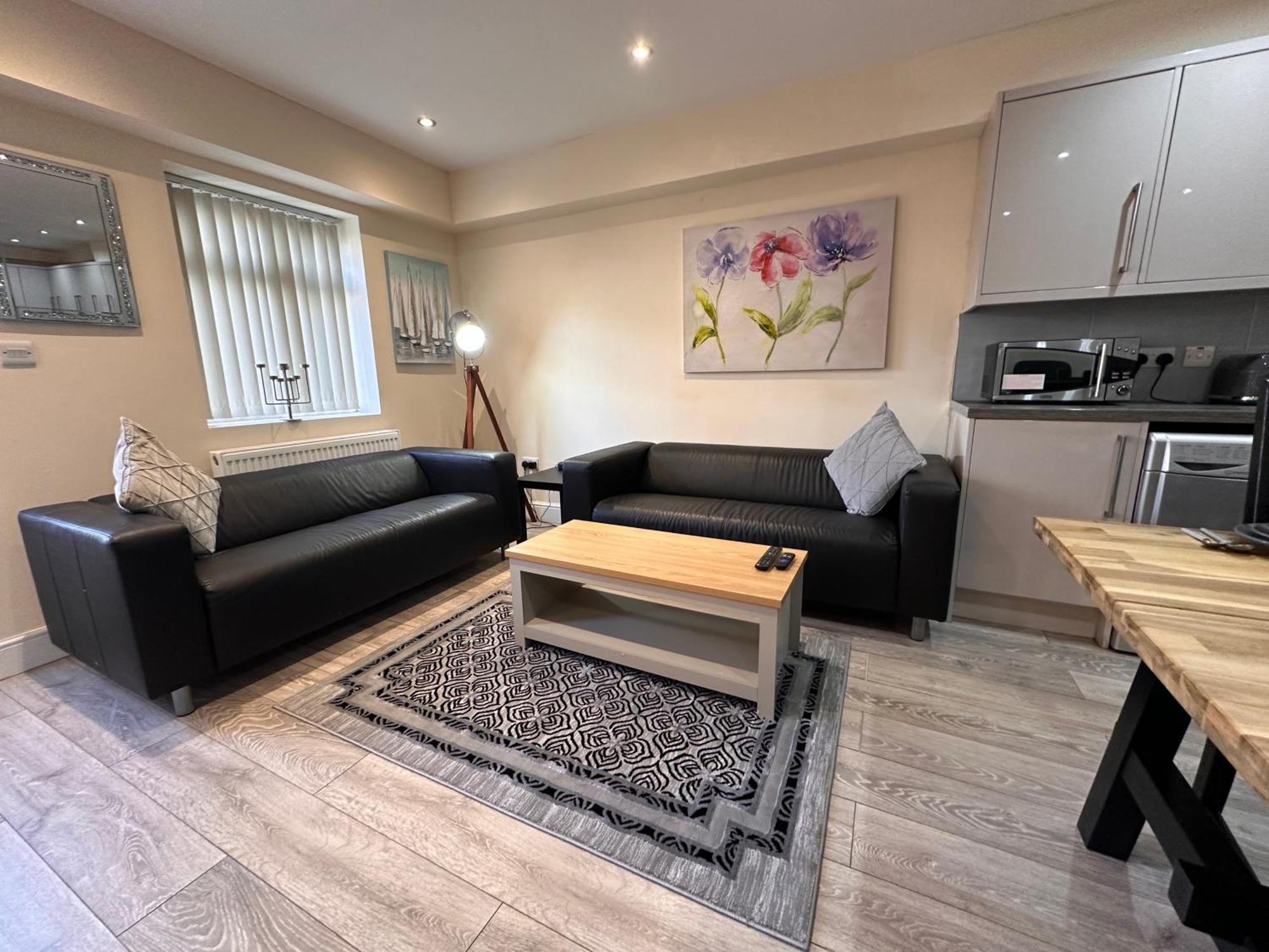 Case de vacanță 5 Bed 5 Bath / Brick Lane E1 *